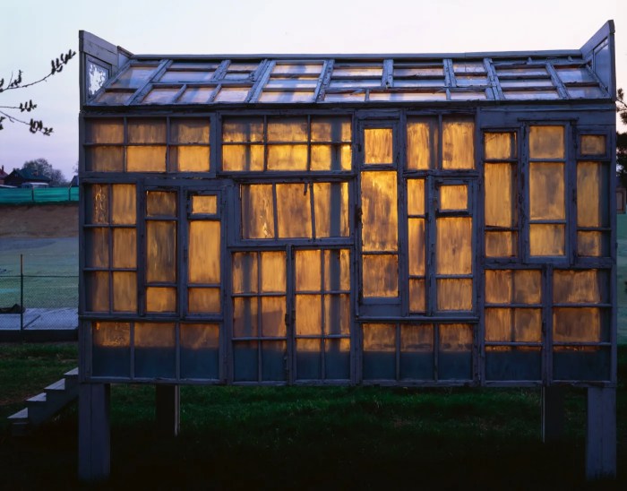 Alexander Brodsky - Biography | Richard Saltoun